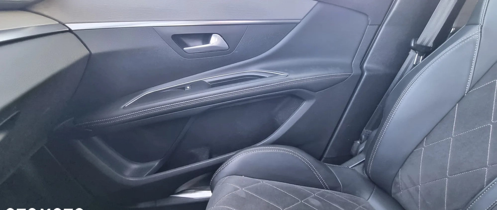 Peugeot 5008 cena 88900 przebieg: 192000, rok produkcji 2017 z Głubczyce małe 781